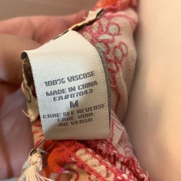 C&C California Red & Pink Floral Cropped Tank - Picture 7 of 8